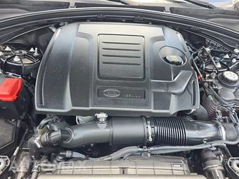 2024 Land Rover Range Rover Velar Dynamic SE – miniatura 15