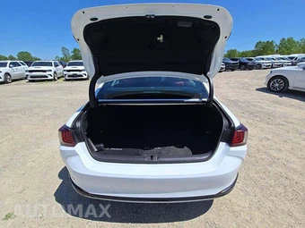 2024 Lexus ES 300h - miniatura 11