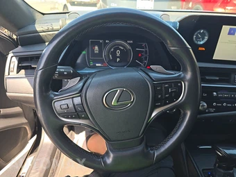 2024 Lexus ES 300h - miniatura 10