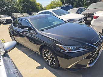 2024 Lexus ES 300h - miniatura 3