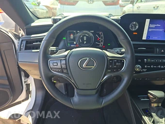 2024 Lexus ES 300h – miniatura 10