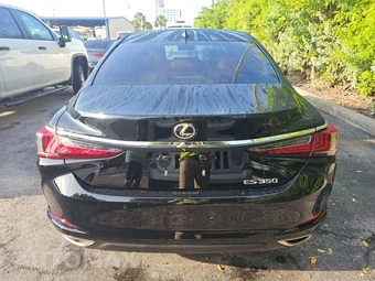 2024 Lexus ES 350 – miniatura 5