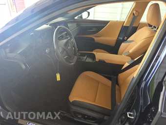 2024 Lexus ES 350 – miniatura 7