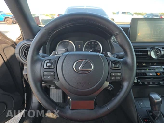 2024 Lexus IS 300 – miniatura 10