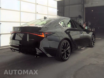 2024 Lexus IS 300 – miniatura 4