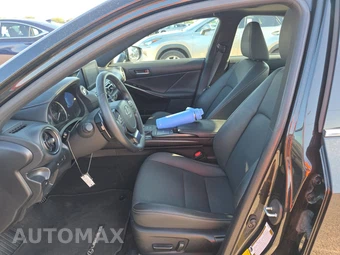 2024 Lexus IS 300 – miniatura 7