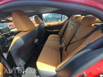2024 Lexus IS 300 – miniatura 13
