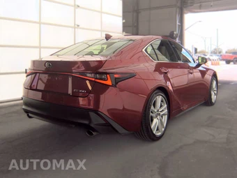 2024 Lexus IS 300 – miniatura 4
