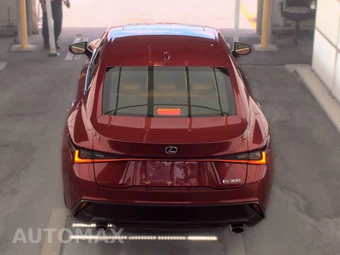 2024 Lexus IS 300 – miniatura 5
