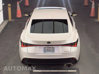 2024 Lexus IS 300 - miniatura 5