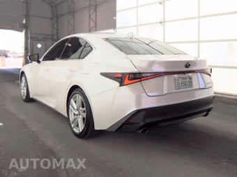 2024 Lexus IS 300 - miniatura 6
