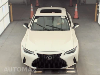 2024 Lexus IS 300 – miniatura 2