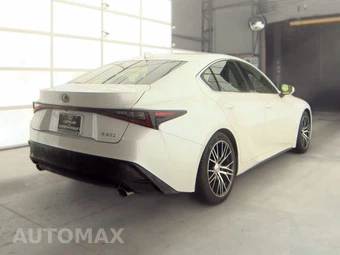 2024 Lexus IS 300 – miniatura 4