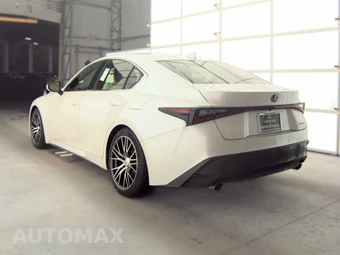 2024 Lexus IS 300 – miniatura 6