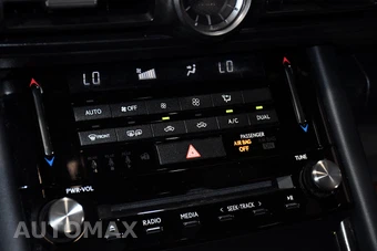 2024 Lexus IS 300 - miniatura 29