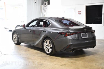2024 Lexus IS 300 - miniatura 6