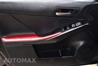 2024 Lexus IS 300 - miniatura 9