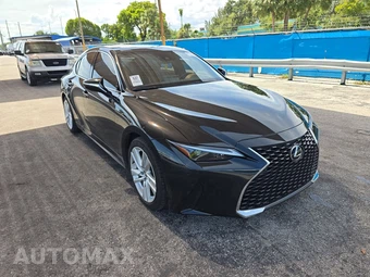2024 Lexus IS 300 – miniatura 3