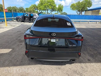 2024 Lexus IS 300 – miniatura 5