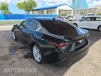 2024 Lexus IS 300 – miniatura 6