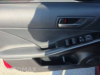 2024 Lexus IS 300 – miniatura 9