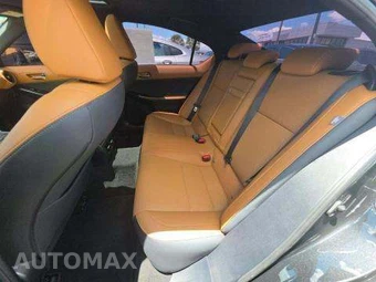 2024 Lexus IS 300 – miniatura 13