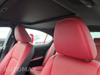 2024 Lexus IS 300 – miniatura 17