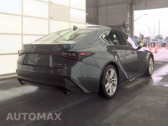 2024 Lexus IS 300 – miniatura 4