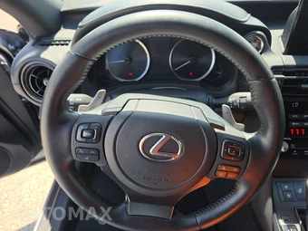 2024 Lexus IS 300 – miniatura 10