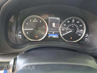 2024 Lexus IS 300 – miniatura 6