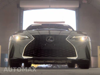 2024 Lexus IS 300 - miniatura 3