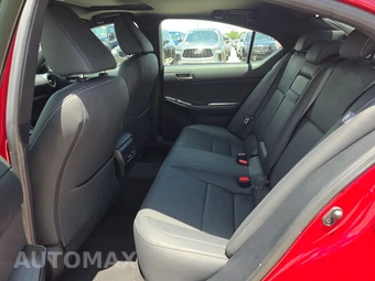 2024 Lexus IS 300 – miniatura 13