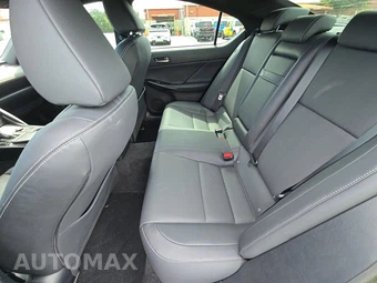 2024 Lexus IS 300 – miniatura 13