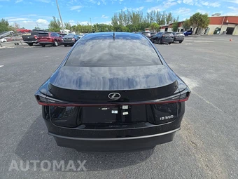 2024 Lexus IS 300 – miniatura 5