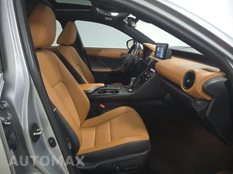 2024 Lexus IS 300 – miniatura 8