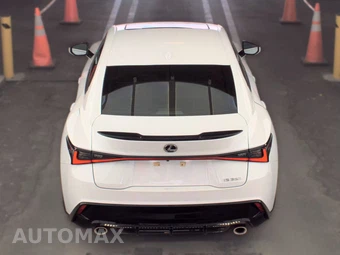 2024 Lexus IS 350 F SPORT Design - miniatura 5