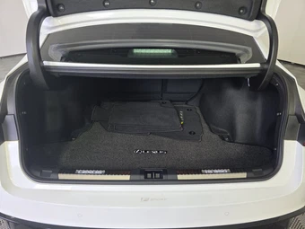 2024 Lexus IS 350 F SPORT - miniatura 16