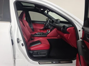 2024 Lexus IS 350 F SPORT - miniatura 8