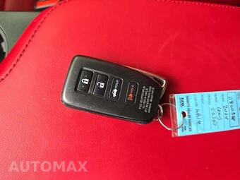 2024 Lexus IS 350 F SPORT - miniatura 5
