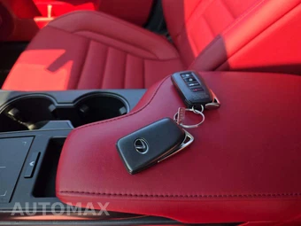 2024 Lexus IS 350 F SPORT - miniatura 8
