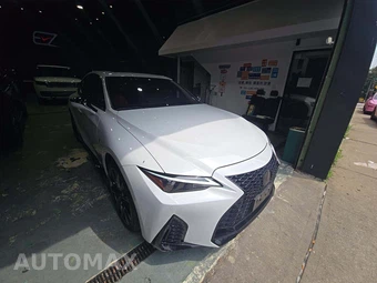 2024 Lexus IS 350 F SPORT - miniatura 4