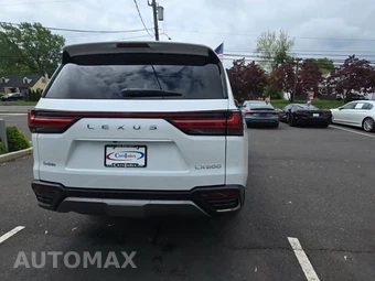 2024 Lexus LX 600 Premium – miniatura 4