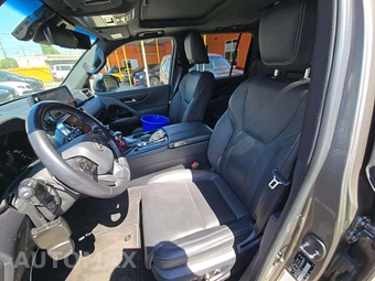 2024 Lexus LX 600 Premium – miniatura 6