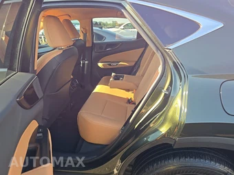 2024 Lexus NX 250 - miniatura 13