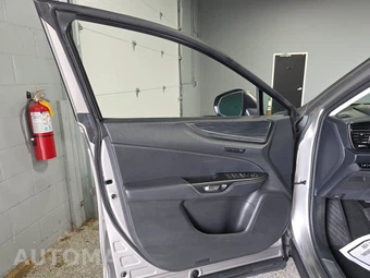 2024 Lexus NX 250 Premium – miniatura 9