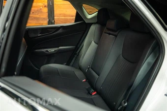 2024 Lexus NX 350 - miniatura 11