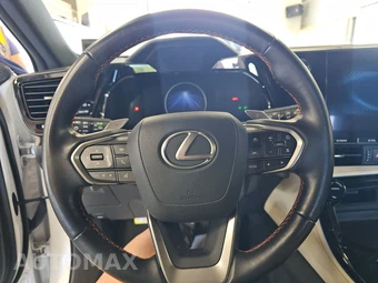 2024 Lexus NX 350h - miniatura 10