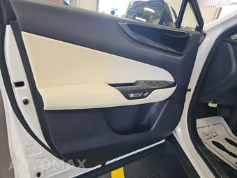 2024 Lexus NX 350h - miniatura 9