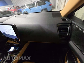 2024 Lexus NX 350h Luxury - miniatura 19