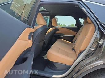 2024 Lexus RX 350h Premium Plus – miniatura 10